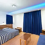 Loutsiana I & Ii Deluxe Hotel 3*