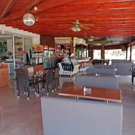 Loutsiana I & Ii Deluxe Otel 3*