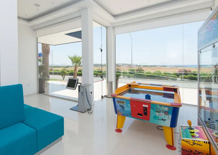 Loutsiana I & Ii Deluxe Hotel Ayia Napa