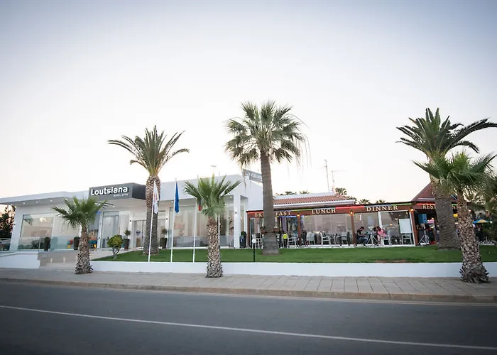 Loutsiana I & Ii Deluxe