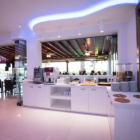 Hotel Loutsiana I & Ii Deluxe 3*