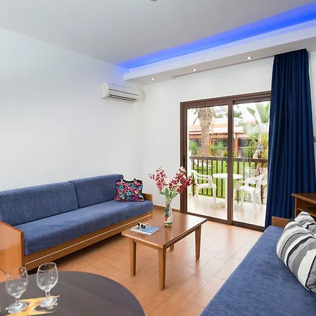 Loutsiana I & Ii Deluxe